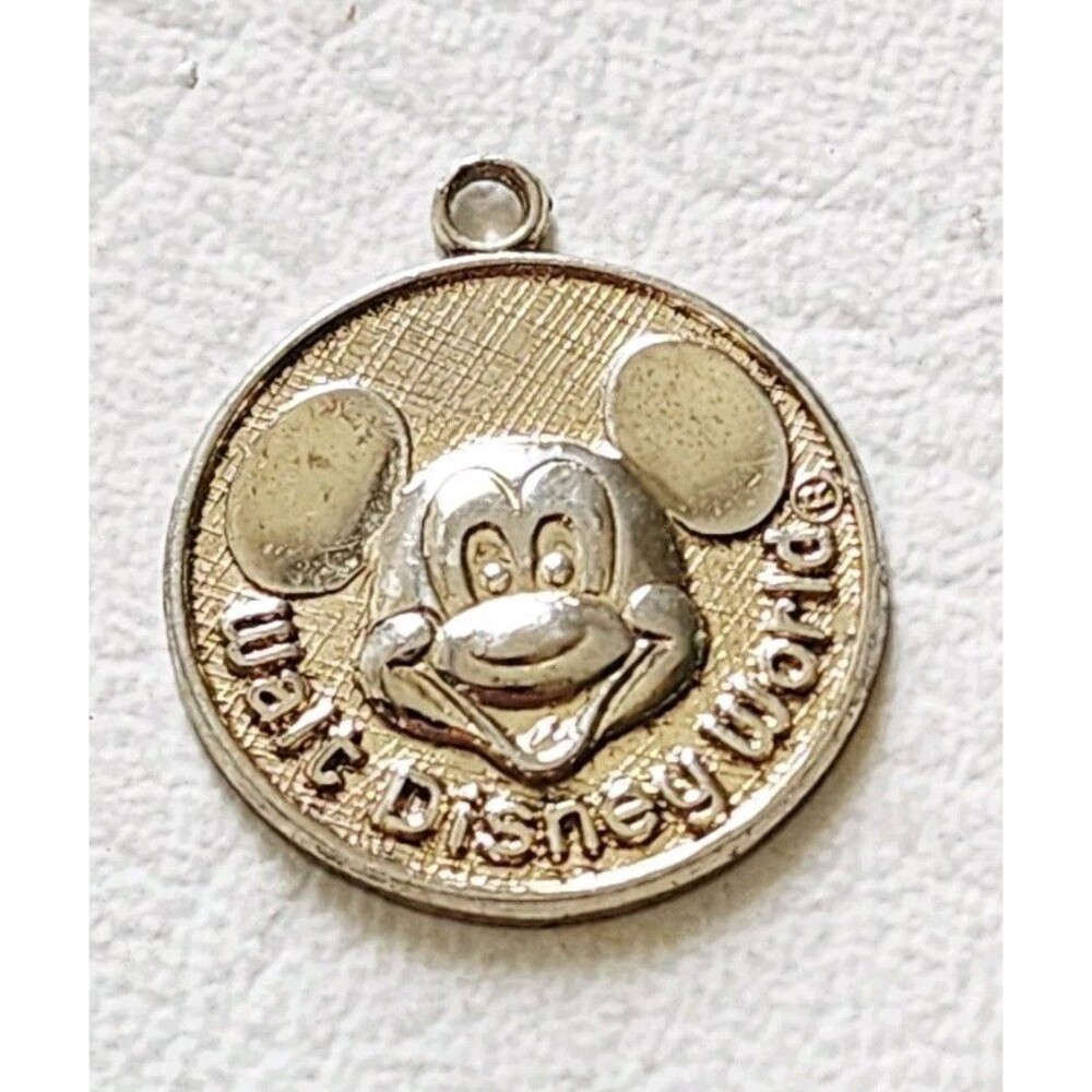 Vintage 925 Sterling Silver Walt Disney World Mickey Mouse Medallion Pendant